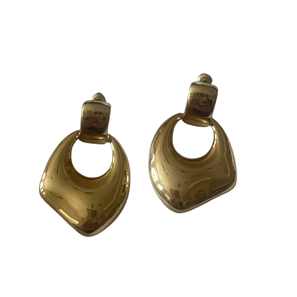 Elegant Gold Earrings